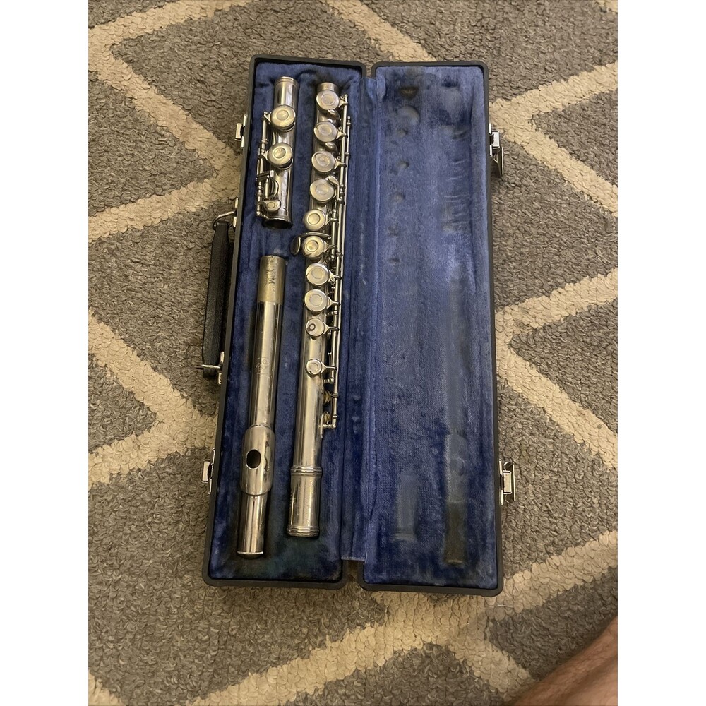 GMEINHARDT 2SP FLUTE WITH CASE